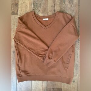 Zenana Women’s Relaxed Long Sleeve V-Neck Sweatshirt With Side Pockets Size 1X